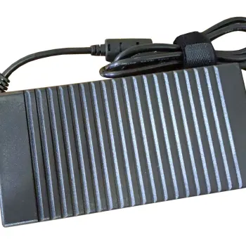 Блок живлення для ноутбука Toshiba 180W 19V 9.5A 4 holes round PA-1181-02